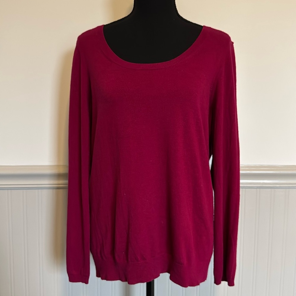 Ann Taylor Women’s Dark Pink Magenta Lightweight Scoop Neck Sweater Size XL